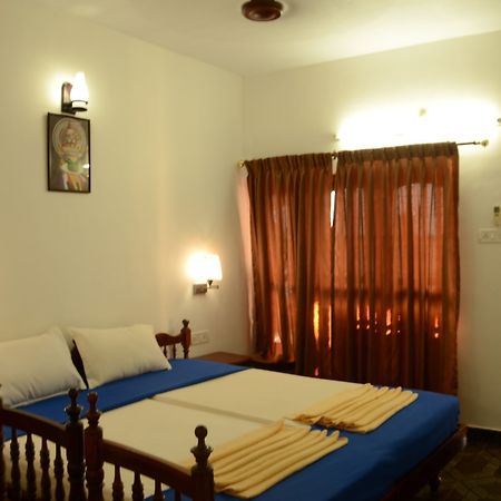 Hotel Sea View Palace - The Beach Hotel, Kovalam Exterior photo